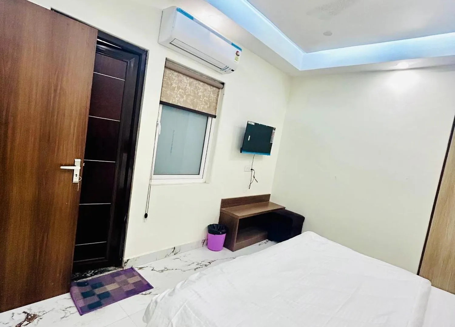 Sk Palace Varanasi Hotel